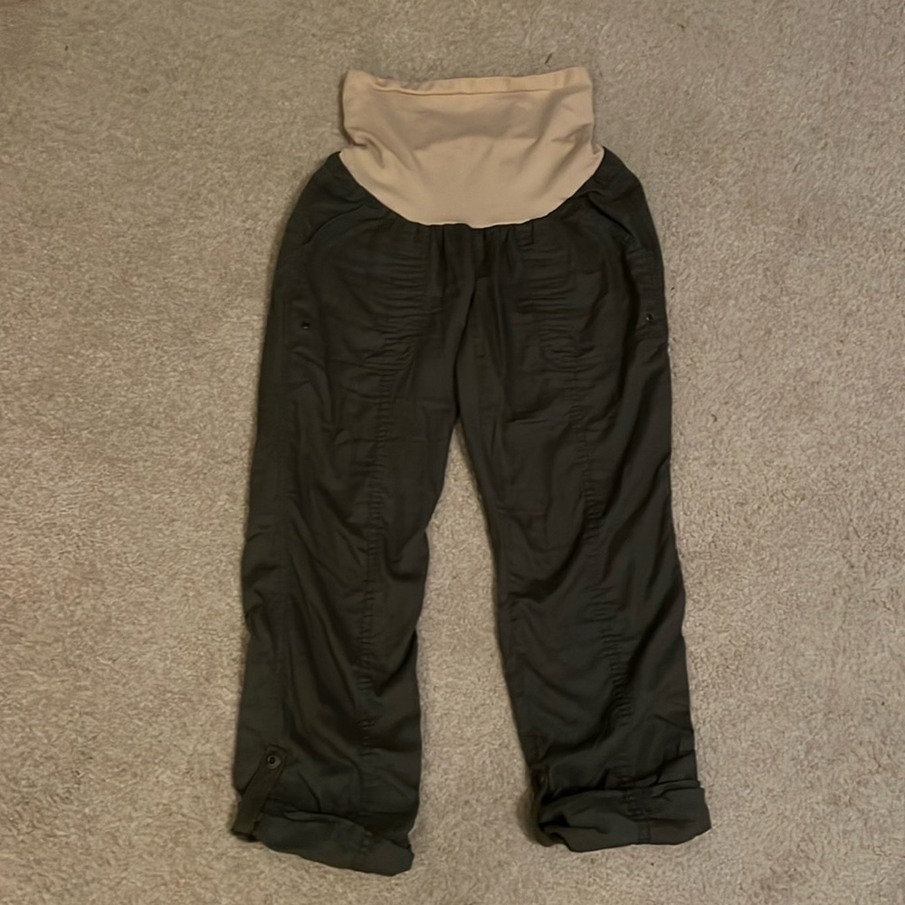 Motherhood maternity cropped cargo pants
